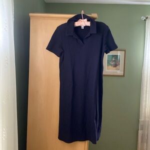 Talbots short sleeved navy blue dress with collar . Size 8 100% cotton